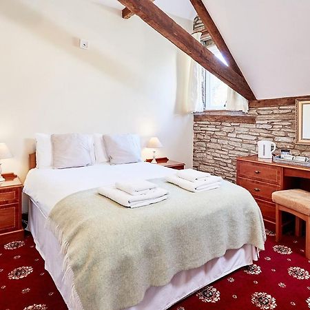 Отель The Bateman Arms At Shobdon Экстерьер фото